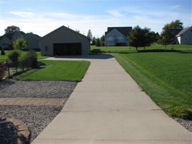 7343 Indigo Ridge Dr SW, Byron Center, MI 49315 - photo 2