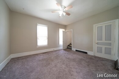 847 3rd St NW, Grand Rapids, MI 49504-6
