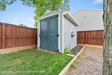 944 Pennine Ridge Way, Grand Ledge, MI 48837 - photo 6