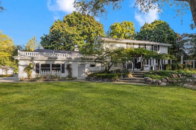 6210 Fisher Ln, Greendale, WI 53129 - photo 3