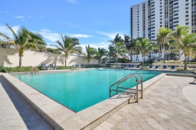 Eastpointe unit 18J, Riviera Beach, FL 33404 - photo 5