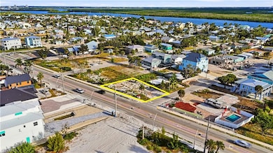 101 Hibiscus Dr, Fort Myers Beach, FL 33931 - photo 7