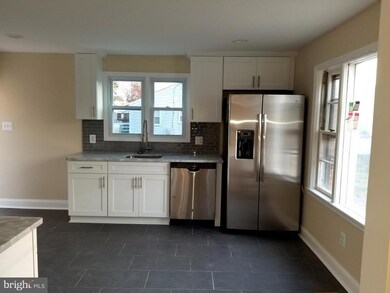 8109 Highpoint Rd, Clearwater Beach, MD 21226 - photo 4