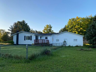 7817 Lincoln St, Vanderbilt, MI 49795 - photo 4