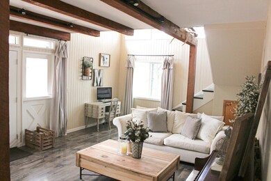 Living room (1)