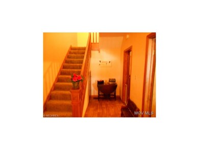 Foyer entry way