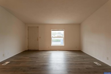 1284 N 19th St unit 92 St, Philomath, OR 97370 - photo 2