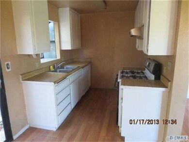 9077 Cedar St, Bellflower, CA 90706 - photo 6