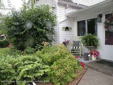 125 E Holmes Rd, Lansing, MI 48910 - photo 4