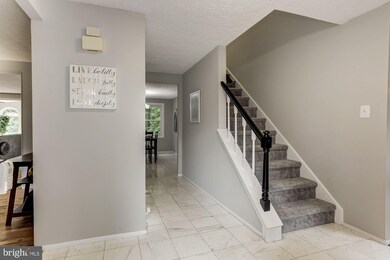 16019 Fairway Dr, Dumfries, VA 22025 - photo 4