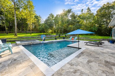 135 Lyndsey Dr, Montgomery, TX 77316 - photo 3