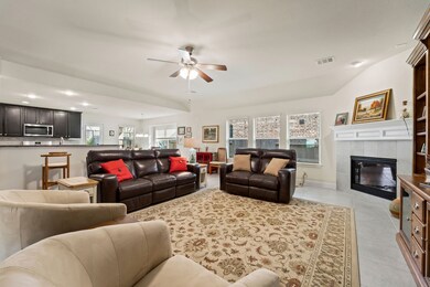 19226 Red Cascade Ct, Tomball, TX 77377 - photo 6