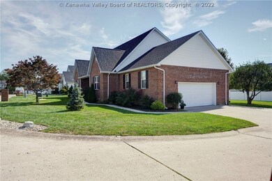 307 Dawn St, Scott Depot, WV 25560 - photo 3