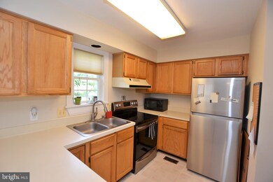 100 Kirkbridge Ct, Purcellville, VA 20132 - photo 3