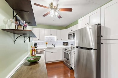 137 Franklin St unit 404, Stoneham, MA 02180 - photo 5