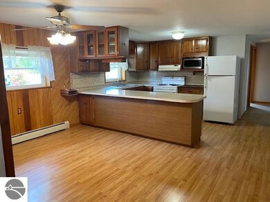 634 S Campbell Rd, West Branch, MI 48661 - photo 5