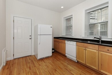 268 Windsor St unit 4, Cambridge, MA 02139 - photo 6