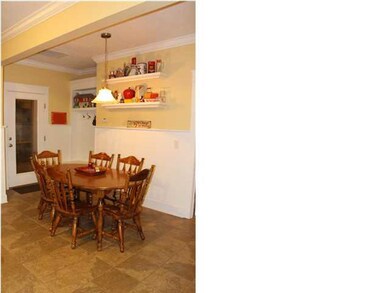 Breakfast Room