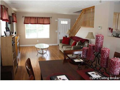 750 Helmwood Cir, Mount Washington, KY 40047 - photo 2