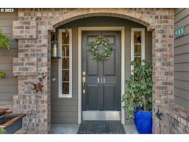 911 N Ash St, Canby, OR 97013 - photo 3