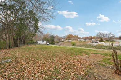 2016 River Rd, Clarksville, TN 37040 - photo 4