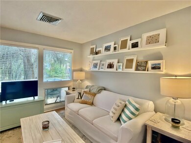 602 Executive Golf Villas, Saint Simons Island, GA 31522 - photo 4