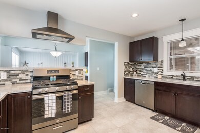 2318 84th-5