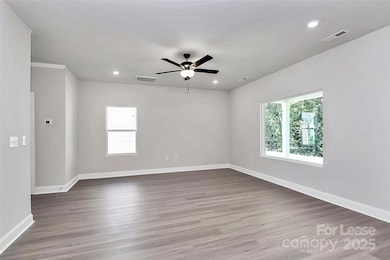 7019 Jerimoth Dr, Charlotte, NC 28215 - photo 3