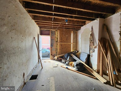 1504 Baker St, Baltimore, MD 21217 - photo 7