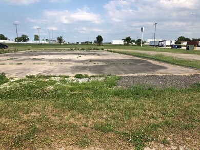 215 N Old Us Highway 41, Boswell, IN 47921 - photo 2