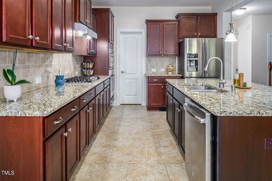 914 Sugar Tree Dr-8