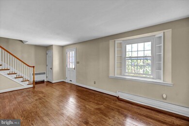 2805 Filbert Ave, Reading, PA 19606 - photo 5