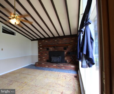 109 Battle Mountain Rd, Amissville, VA 20106 - photo 5