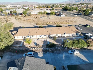 16388 Sequoia St, Hesperia, CA 92345 - photo 4