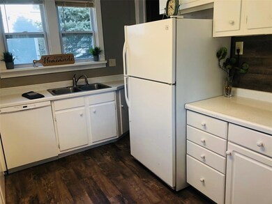 315 Summit St, Center Point, IA 52213 - photo 6