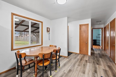 925 W Lindbergh St, Appleton, WI 54914 - photo 5