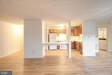 2137 Wainwright Ct unit 1B, Frederick, MD 21702 - photo 3