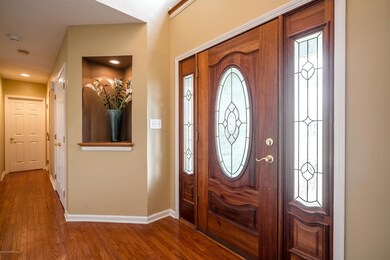 8905 Fox Chase Place, Louisville, KY 40228 - photo 3