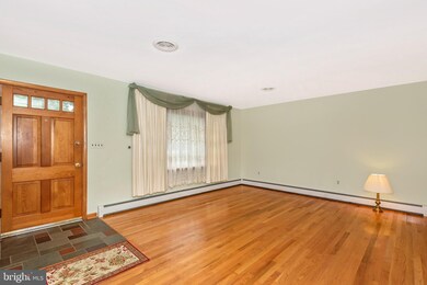 606 Blankner Rd, Sykesville, MD 21784 - photo 7