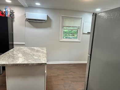 1045 W Sherwood Dr, Sumter, SC 29153 - photo 5