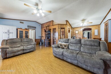 12 638ResweberHwy-52