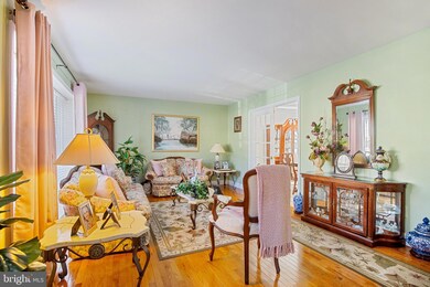 28 Henry St, Delran, NJ 08075 - photo 3