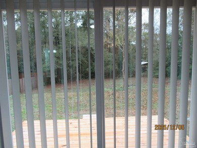 526 Greenberry Dr, Cantonment, FL 32533 - photo 6