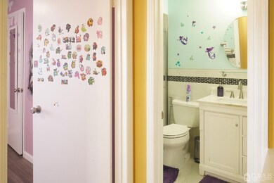 1414 Edison Glen Terrace, Edison, NJ 08837 - photo 7