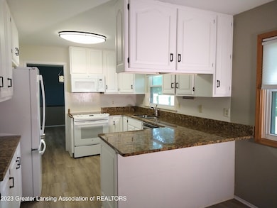 Kitchen (1)