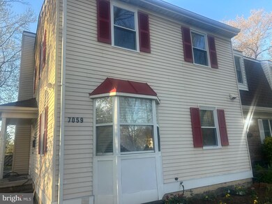 7059 Palamar Terrace, Lanham, MD 20706 - photo 2