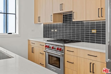 14535 Killion St, Sherman Oaks, CA 91411 - photo 4