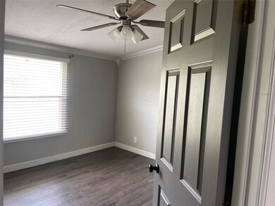 1418 Austin St, Bay City, TX 77414 - photo 7