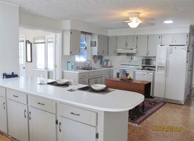 10 Forest Dr, Bedford, NH 03110 - photo 6