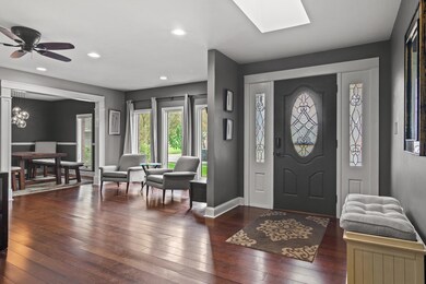 2914 44th St, Highland, IN 46322 - photo 2